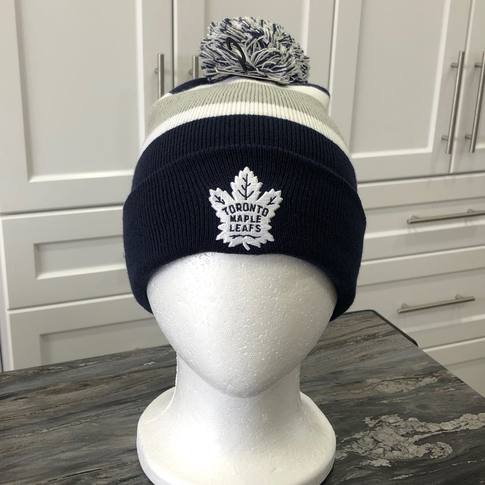 Toronto Maple Leafs Men's Pom Beanie - Navy, Gray, White